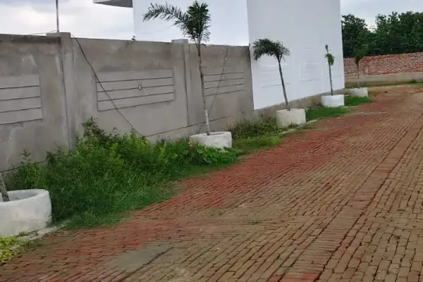 5 BHK Property in Sonbarsa Bajar, Gorakhpur – Property Image