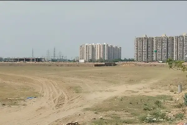 Residential Plot for Sale in Sector 95, Gurgaon – Property Image