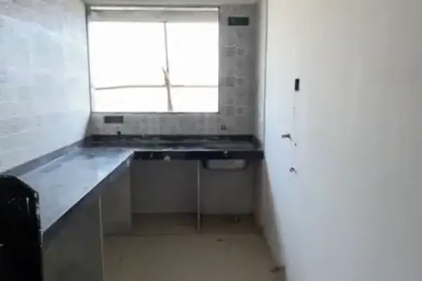 2 BHK Flat for Sale in Andheri West, Mumbai – Property Image