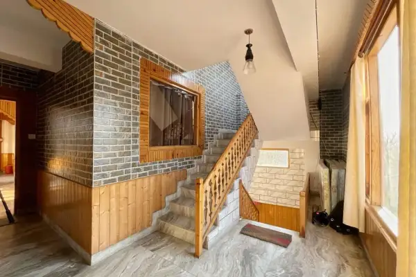 5 BHK Independent Homestay in Manali – Property Image