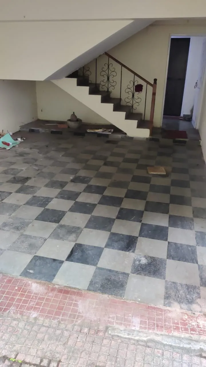 DUPLEX WITH RIVERVIEW – Property Image