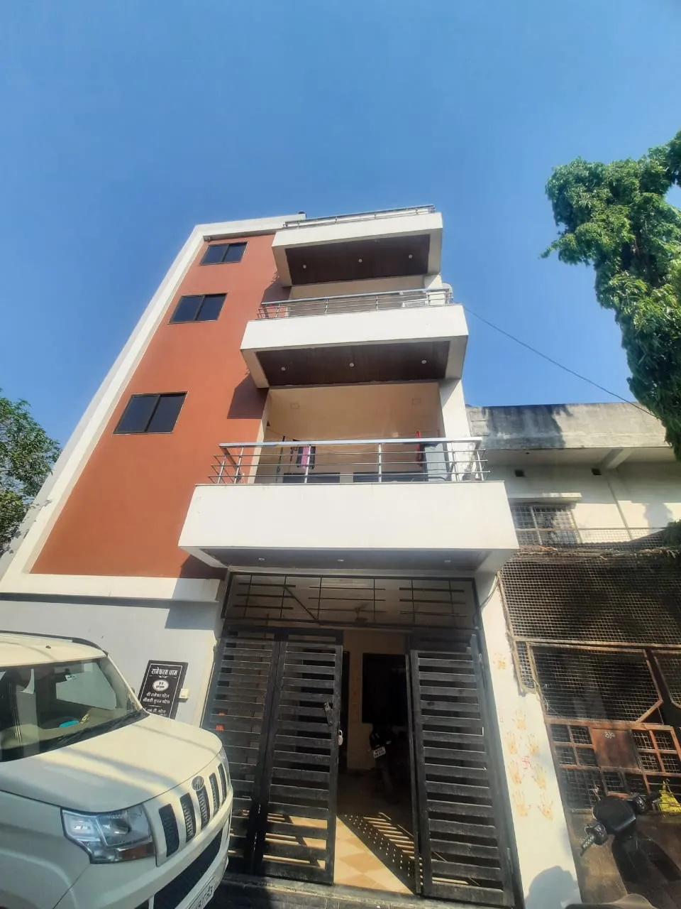 Row house – Property Image