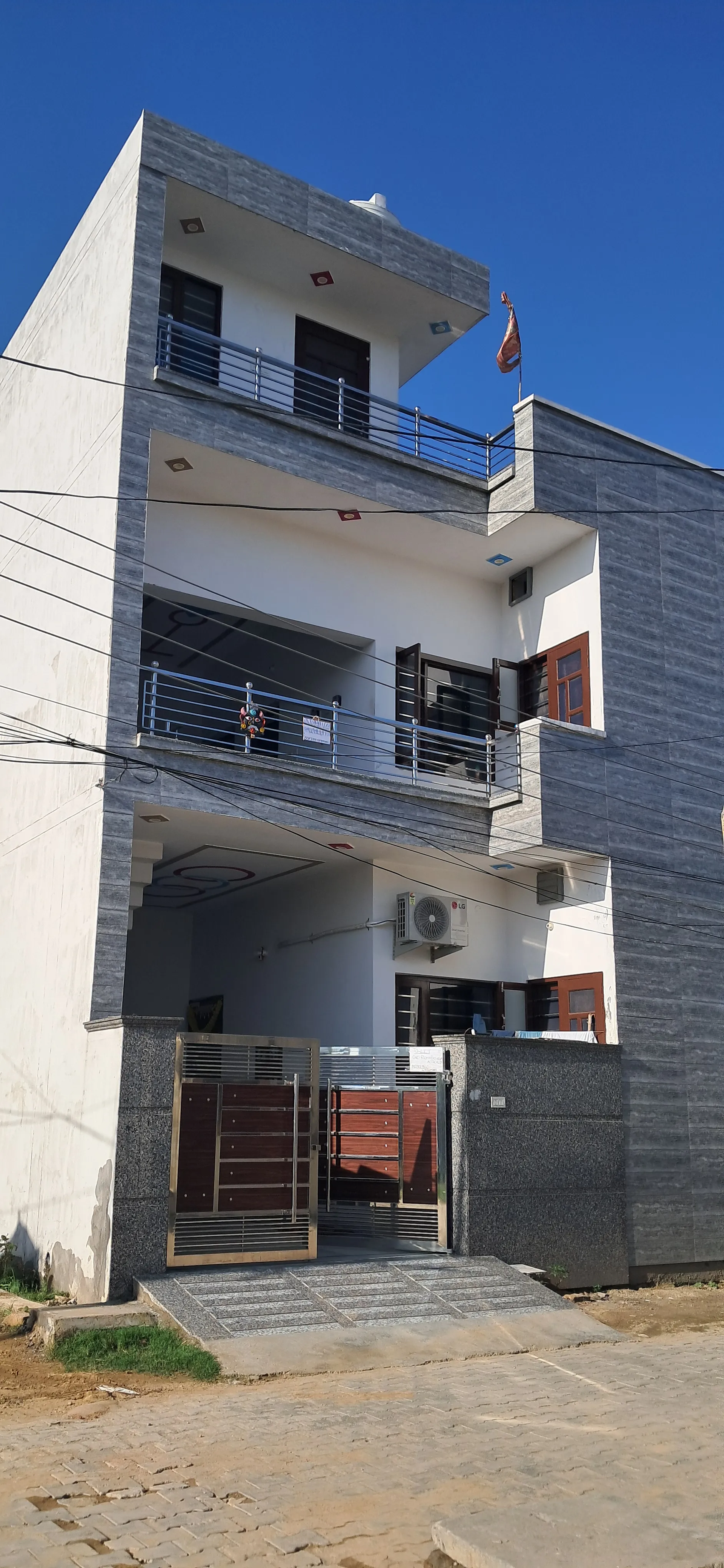 For Rent – Property Image