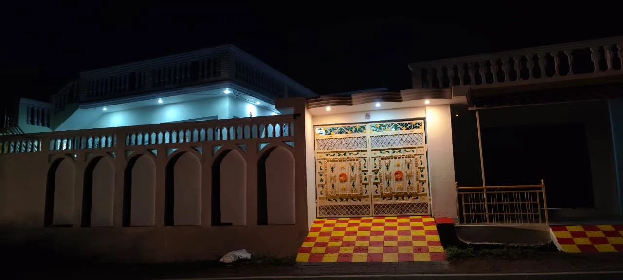 Residential Commercial House – Property Image