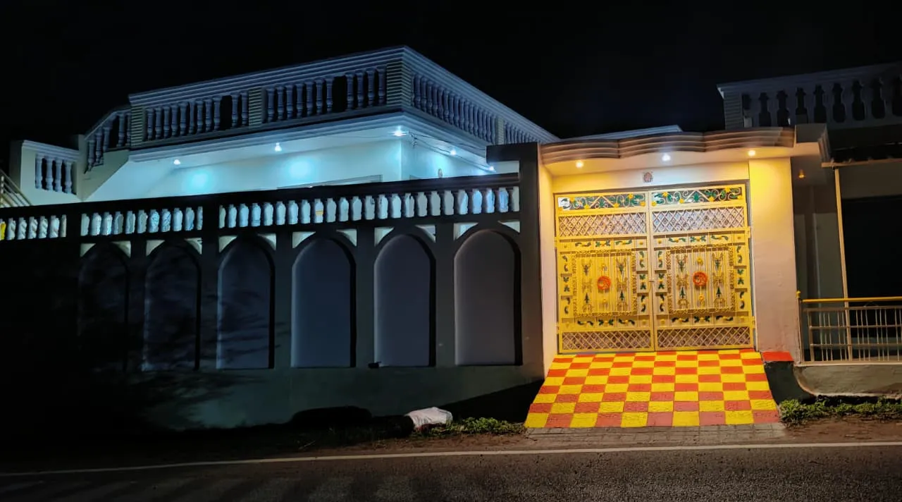 Residential Commercial House – Property Image